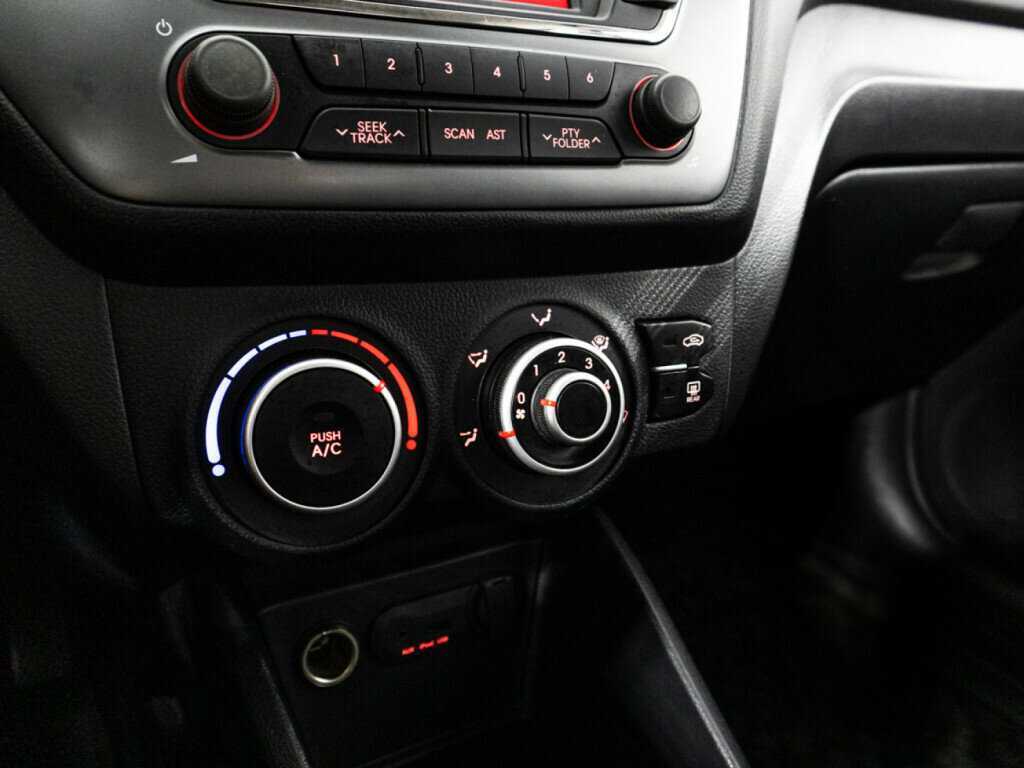 Kia Rio, 2014 Фото №15