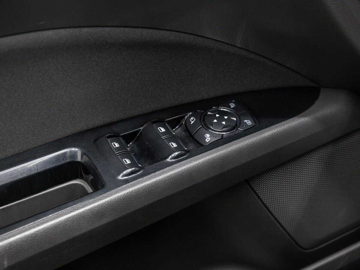 Ford Mondeo, 2017 Фото №16