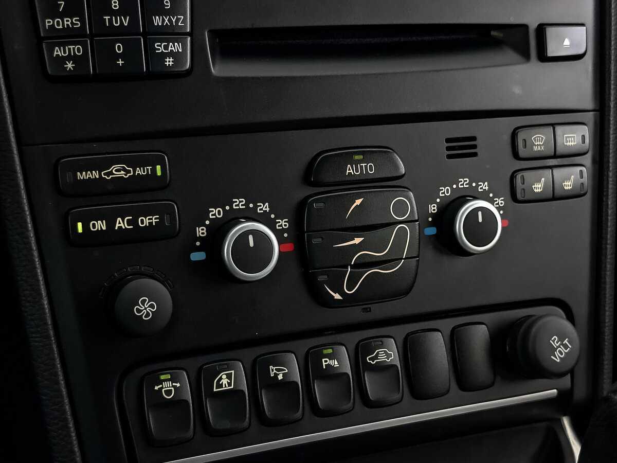 Volvo XC90, 2014 Фото №21