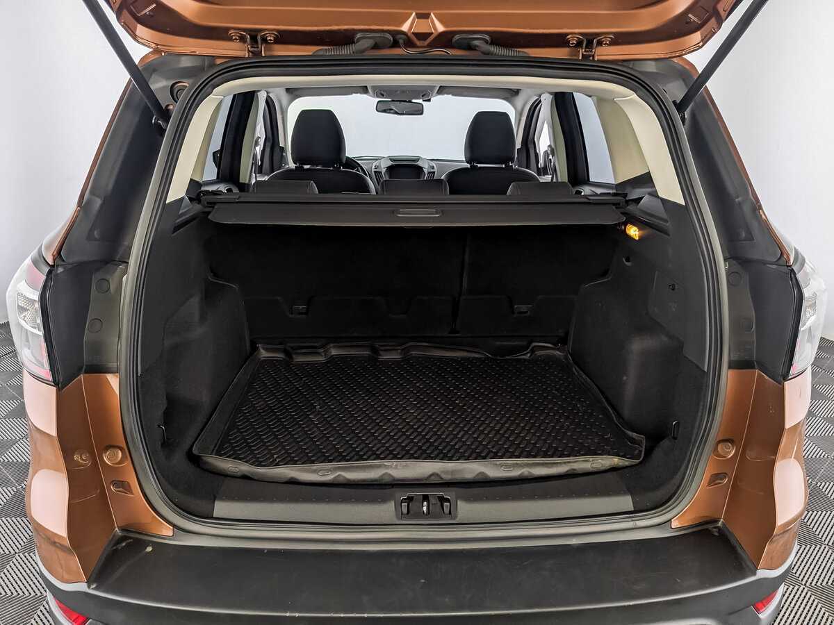 Ford Kuga, 2018 Фото №10