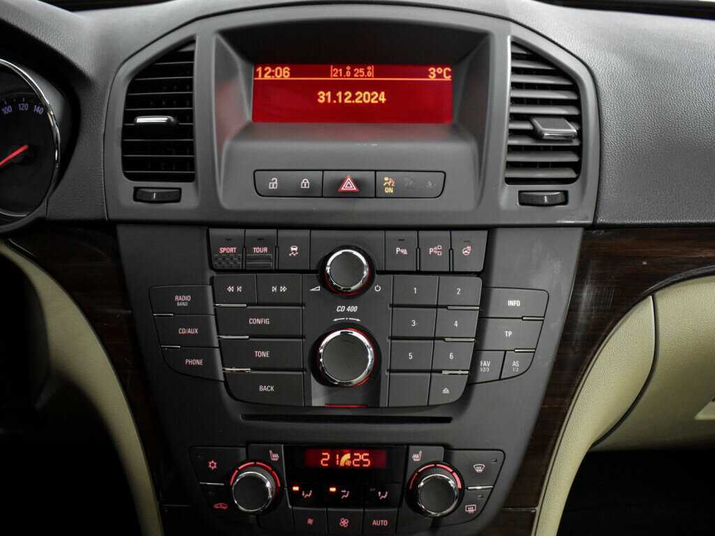 Opel Insignia, 2012 Фото №15