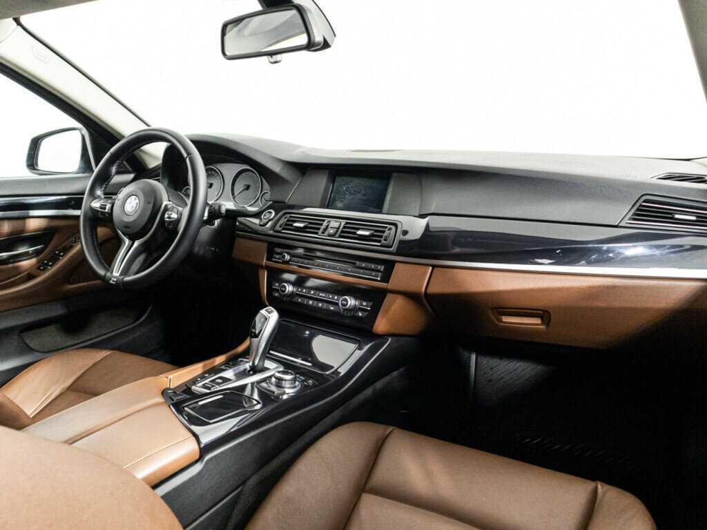 BMW 5 серии 528i xDrive, 2012 Фото №9