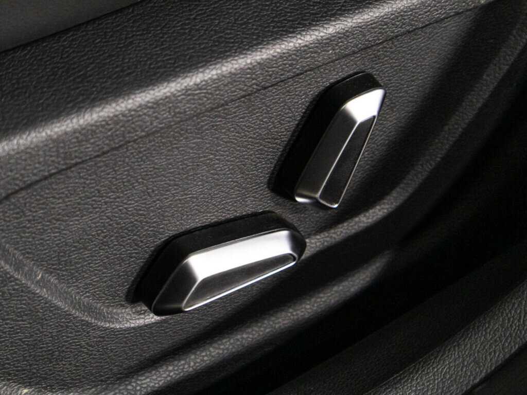 Geely Coolray, 2023 Фото №21