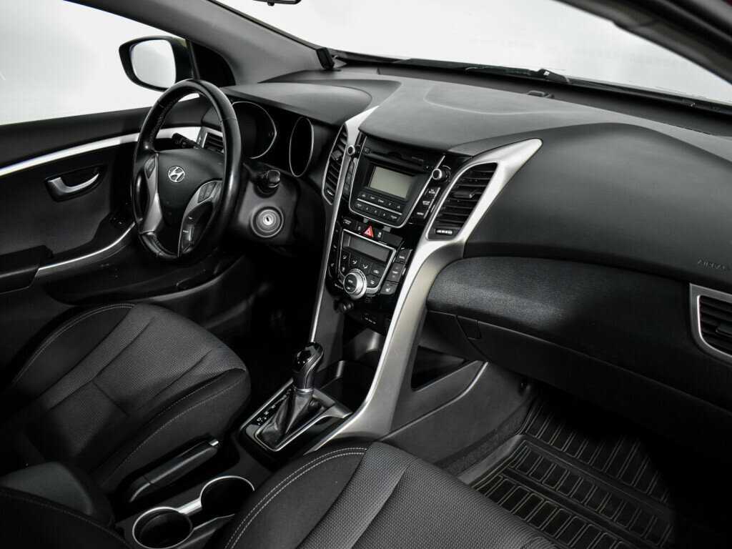 Hyundai i30, 2013 Фото №13