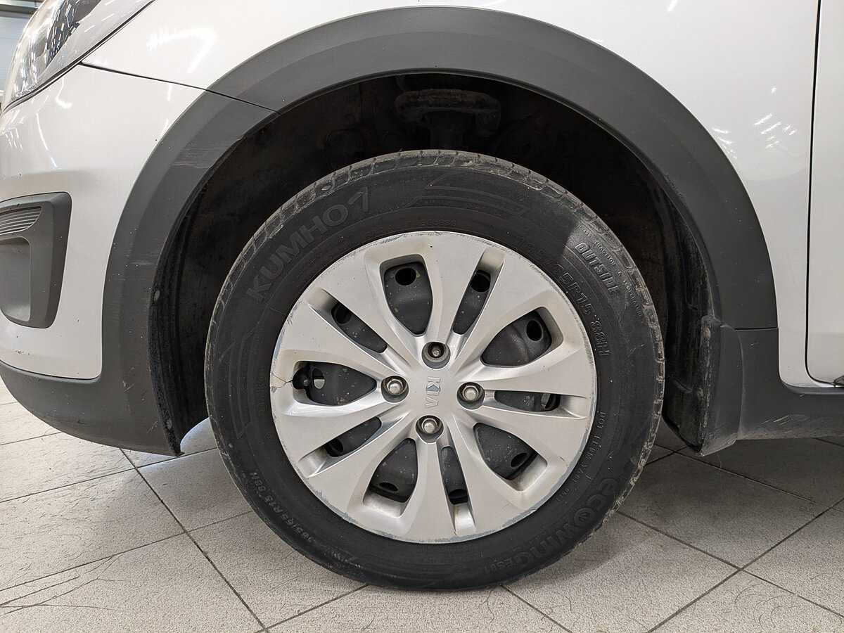 Kia Rio X-Line, 2020 Фото №12