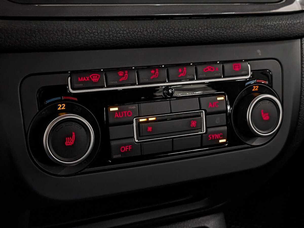 Volkswagen Tiguan, 2013 Фото №19