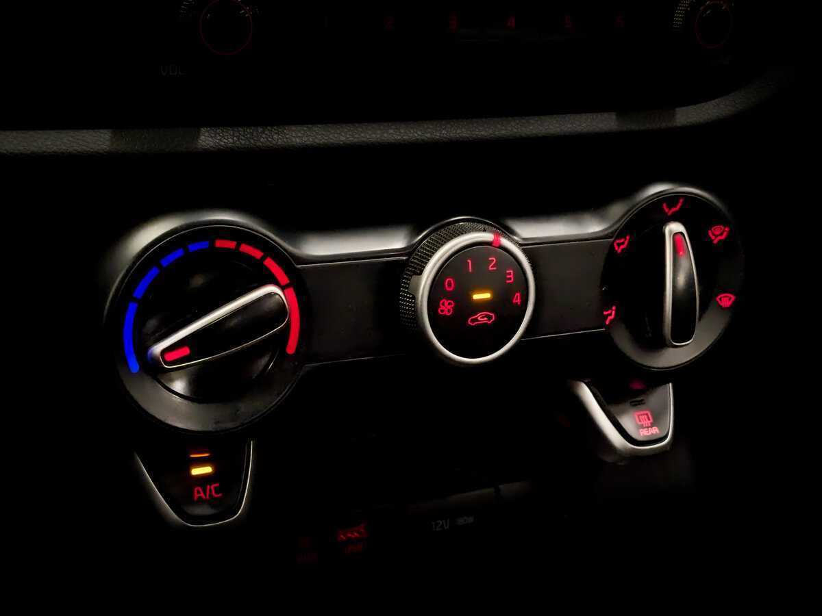 Kia Rio X-Line, 2020 Фото №25