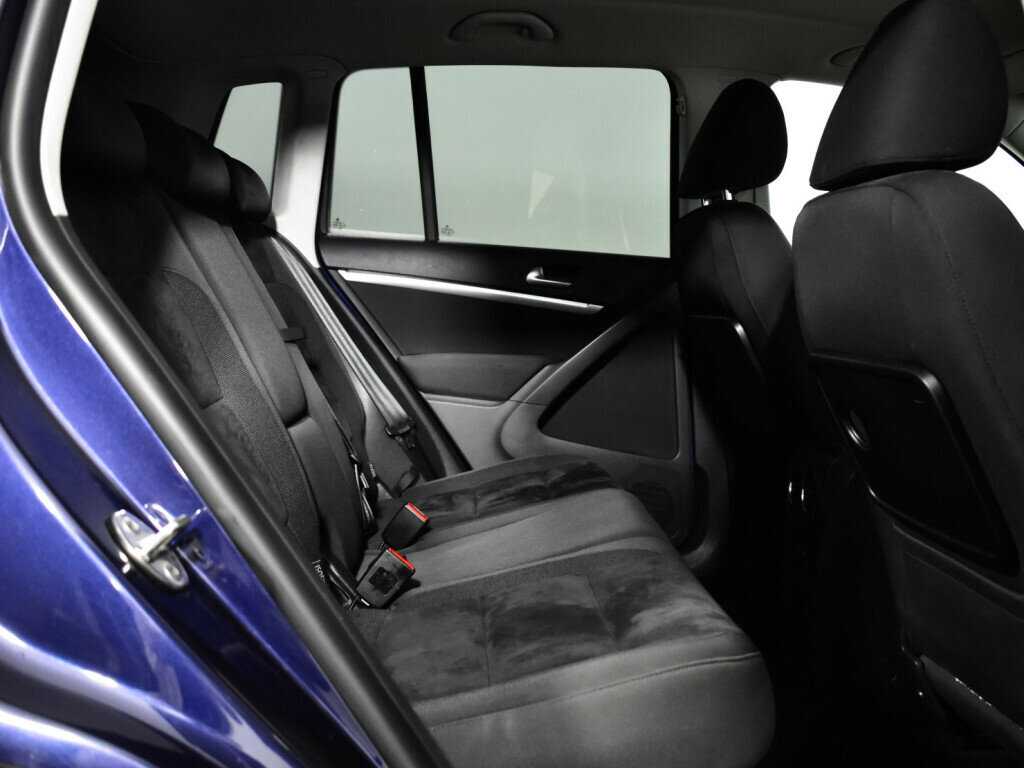Volkswagen Tiguan, 2012 Фото №10