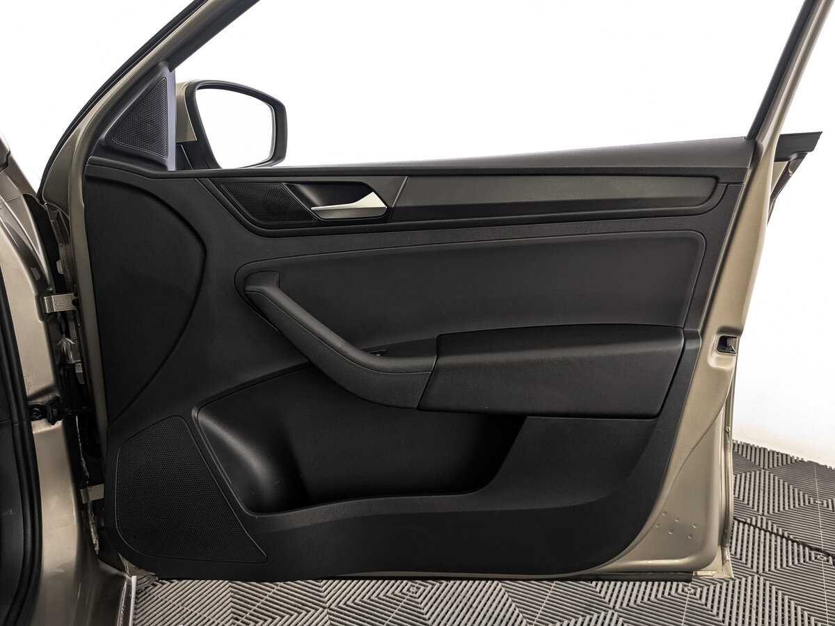 Volkswagen Polo, 2020 Фото №25