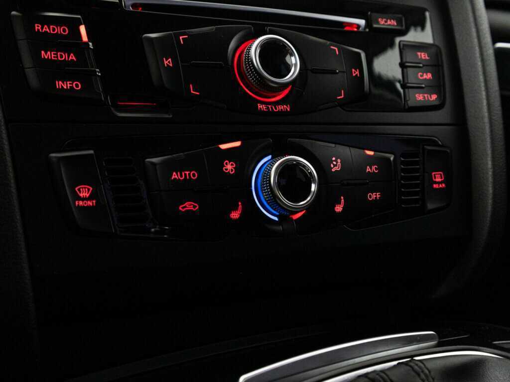 Audi A4, 2015 Фото №16