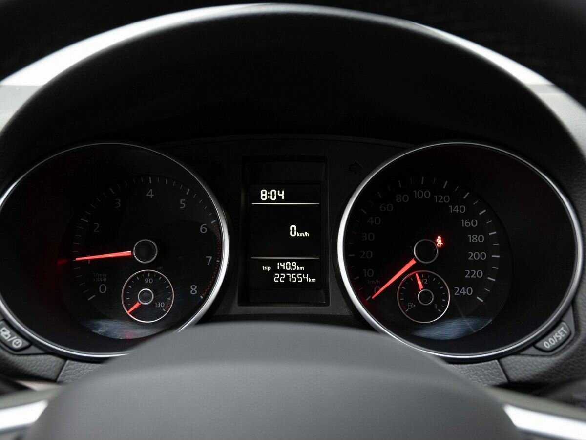 Volkswagen Golf, 2012 Фото №16