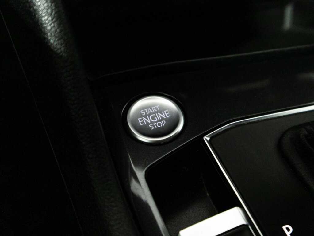 Volkswagen Tiguan, 2018 Фото №20