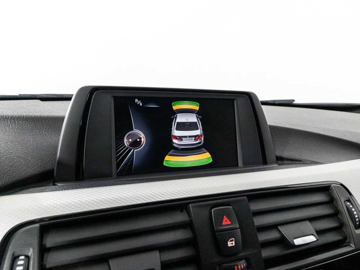 BMW 3 серии 320i xDrive, 2016 Фото №16