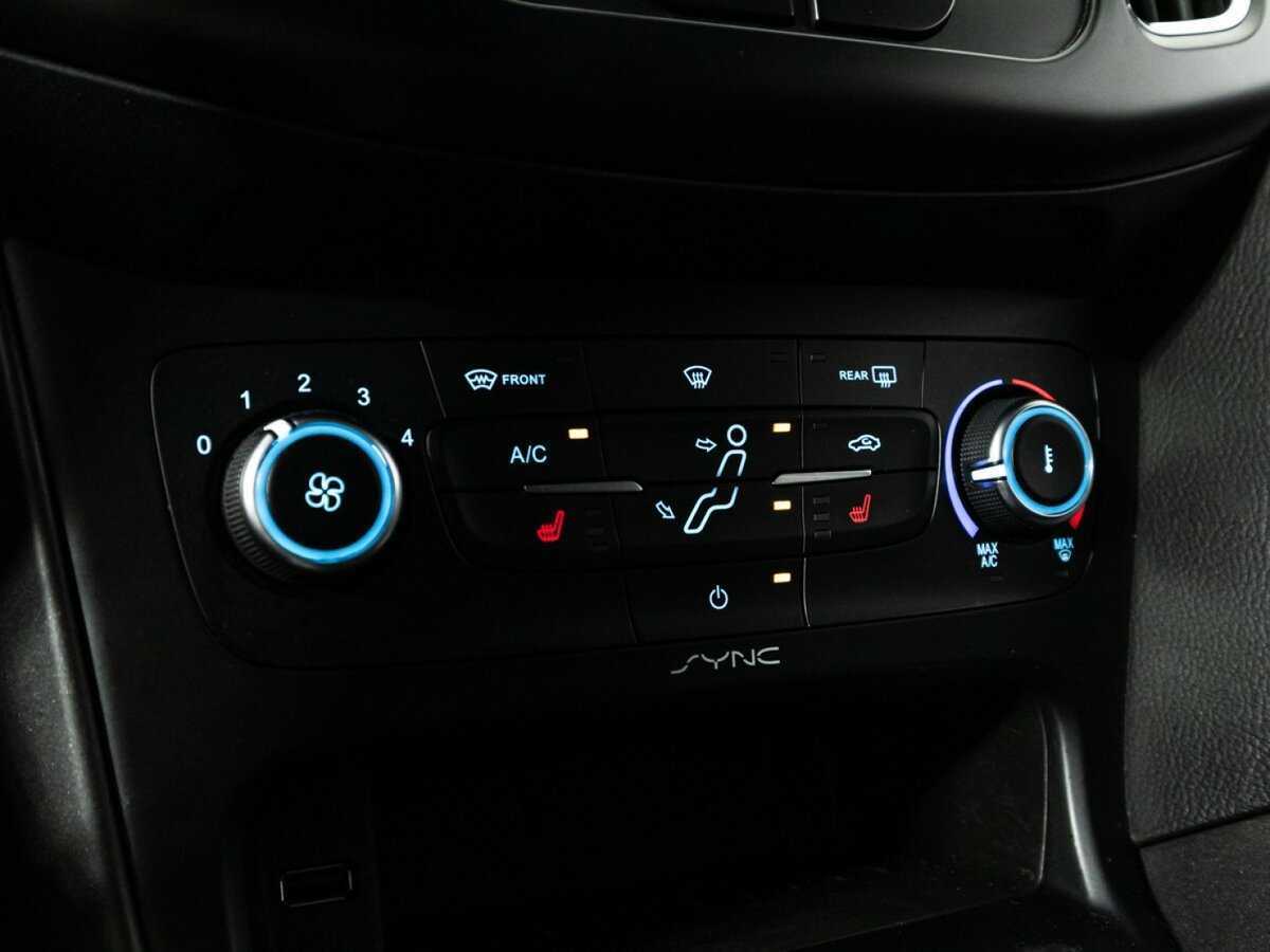 Ford Focus, 2018 Фото №17