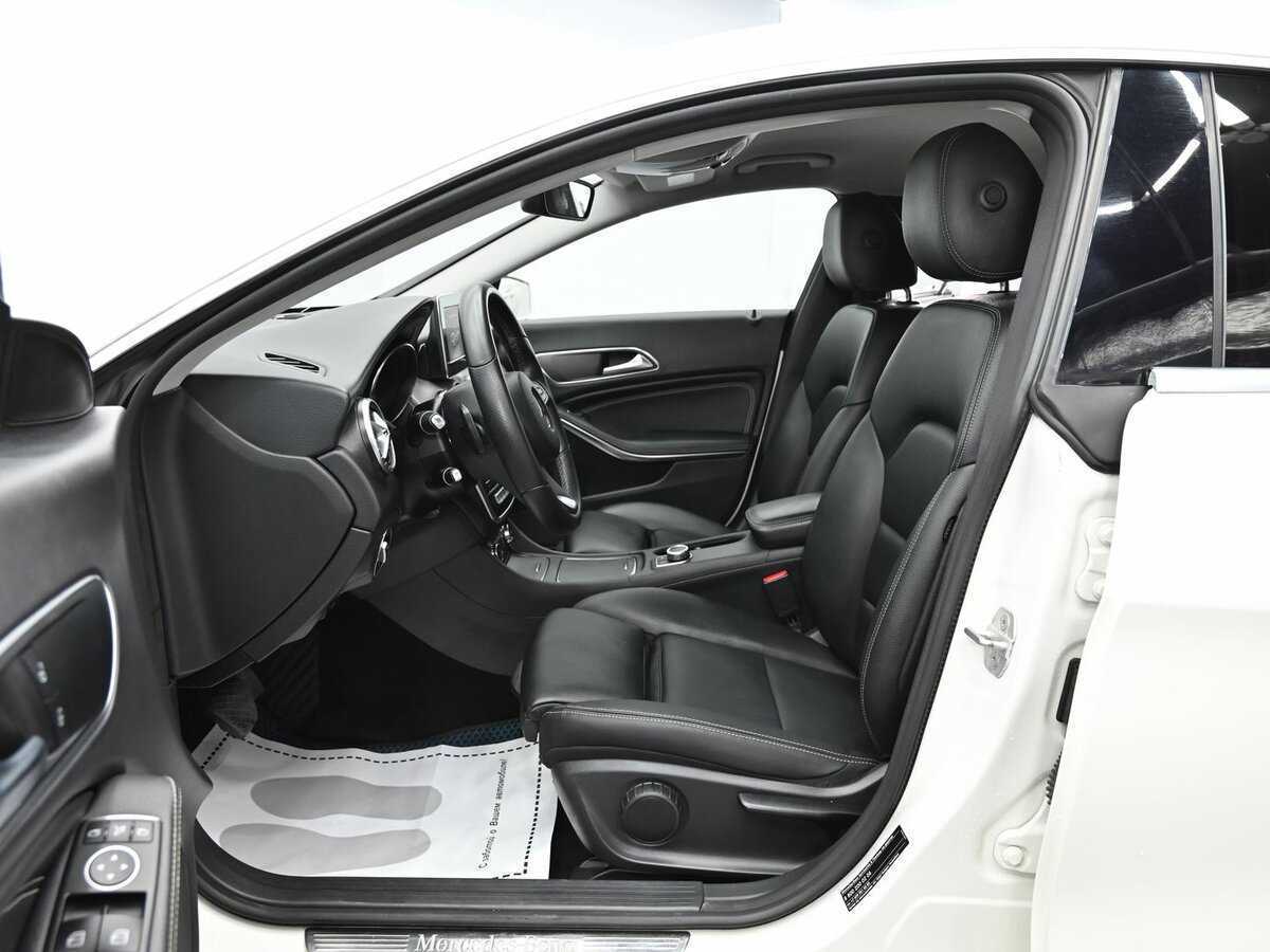 Mercedes-Benz CLA 200, 2017 Фото №8