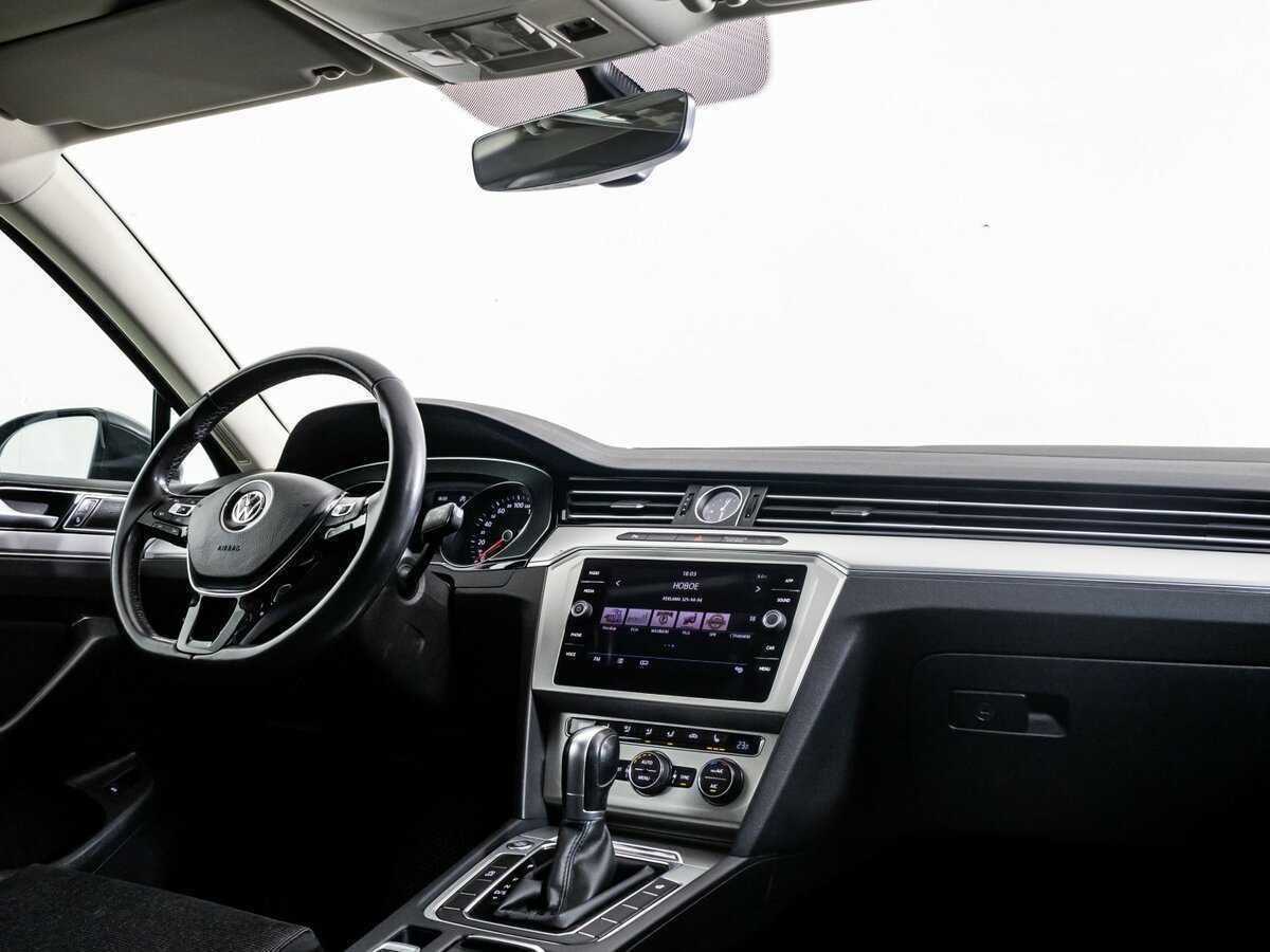 Volkswagen Passat, 2018 Фото №7