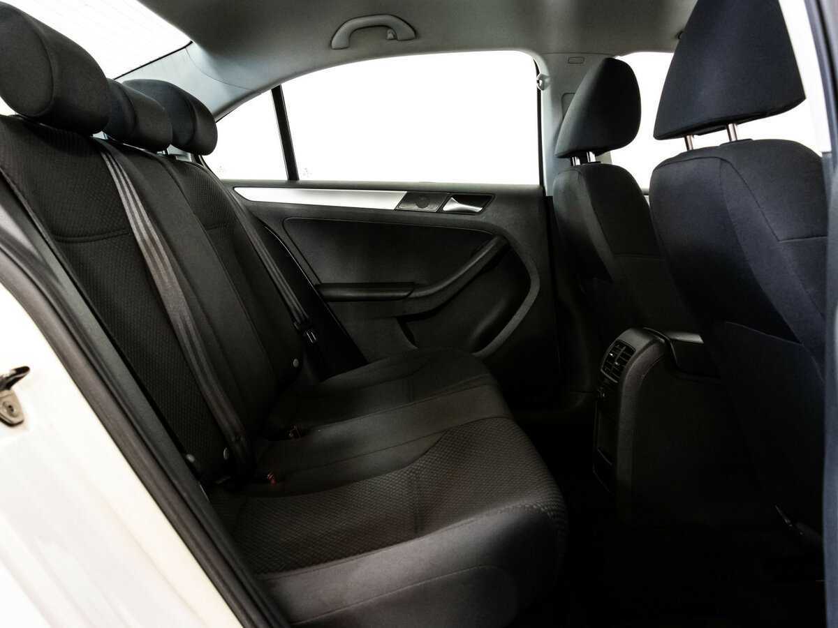 Volkswagen Jetta, 2013 Фото №14