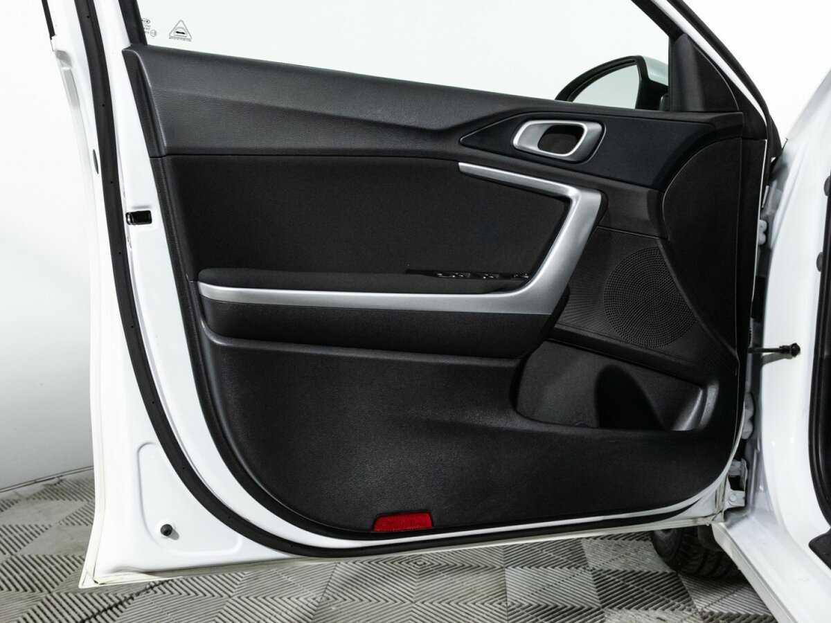 Kia Ceed, 2020 Фото №27