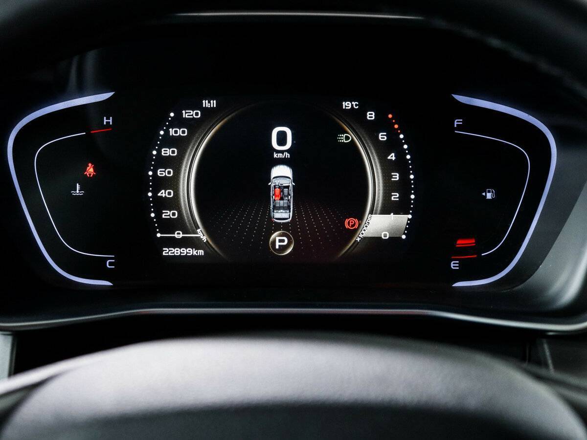 Geely Coolray, 2023 Фото №8