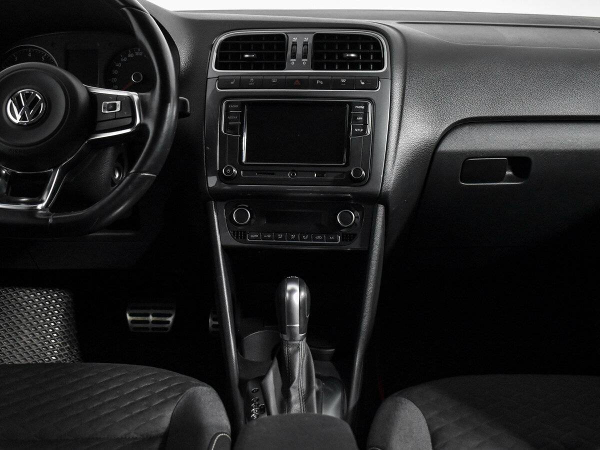 Volkswagen Polo, 2018 Фото №13