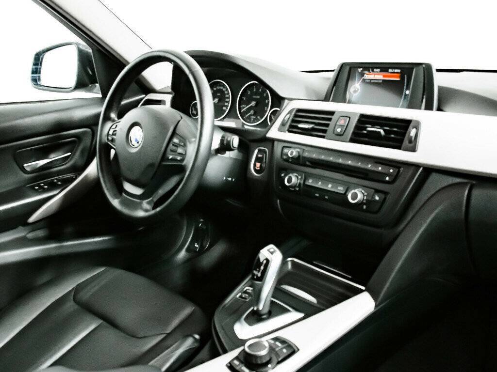 BMW 3 серии 316i, 2015 Фото №7