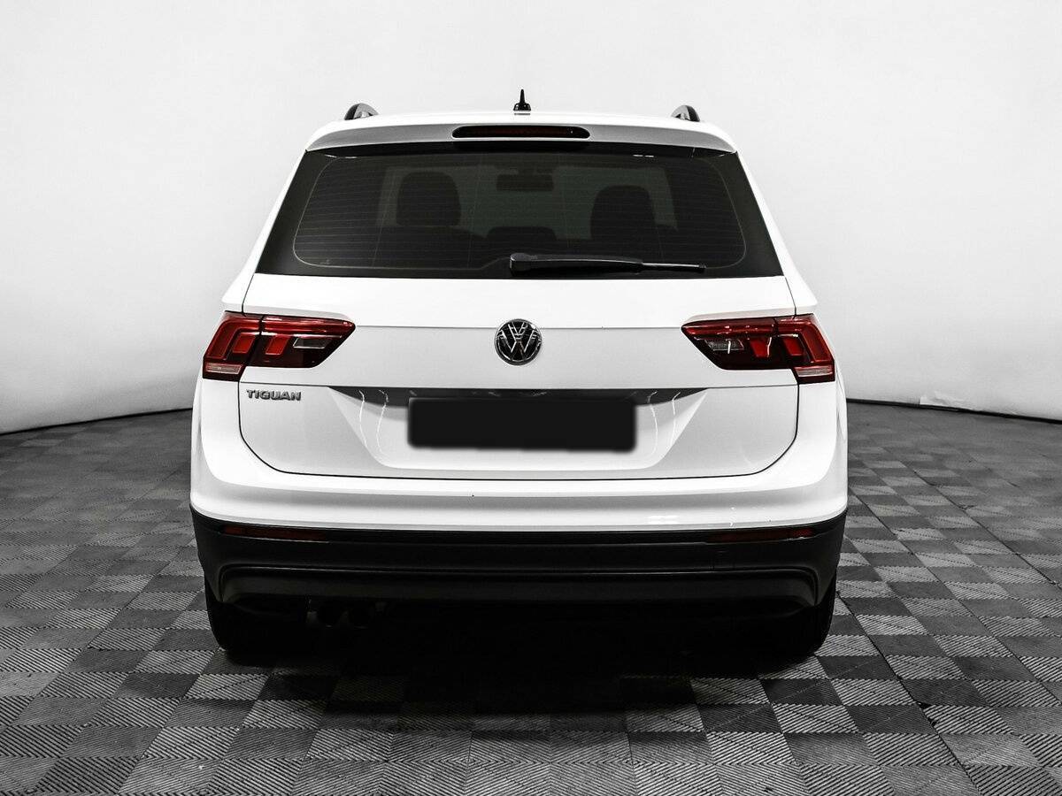 Volkswagen Tiguan, 2018 Фото №6