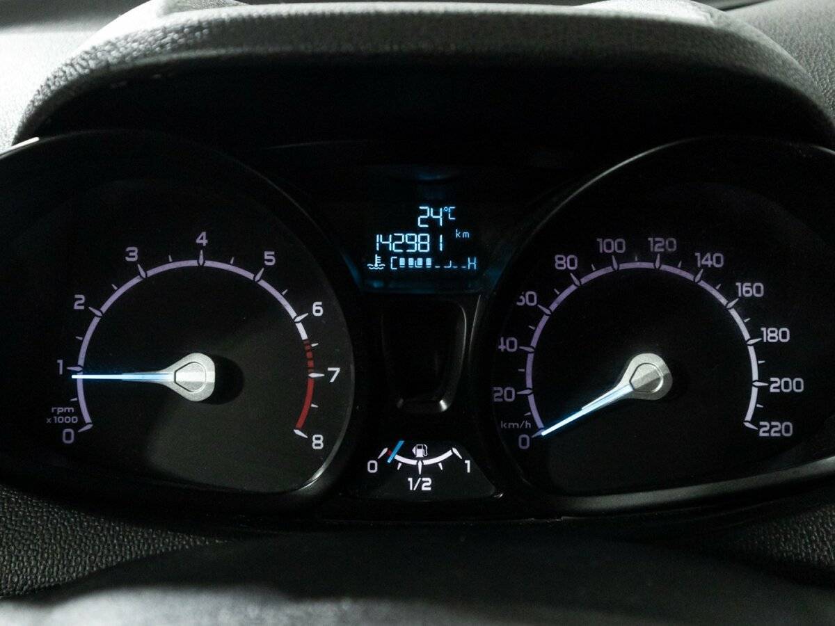 Ford EcoSport, 2017 Фото №12