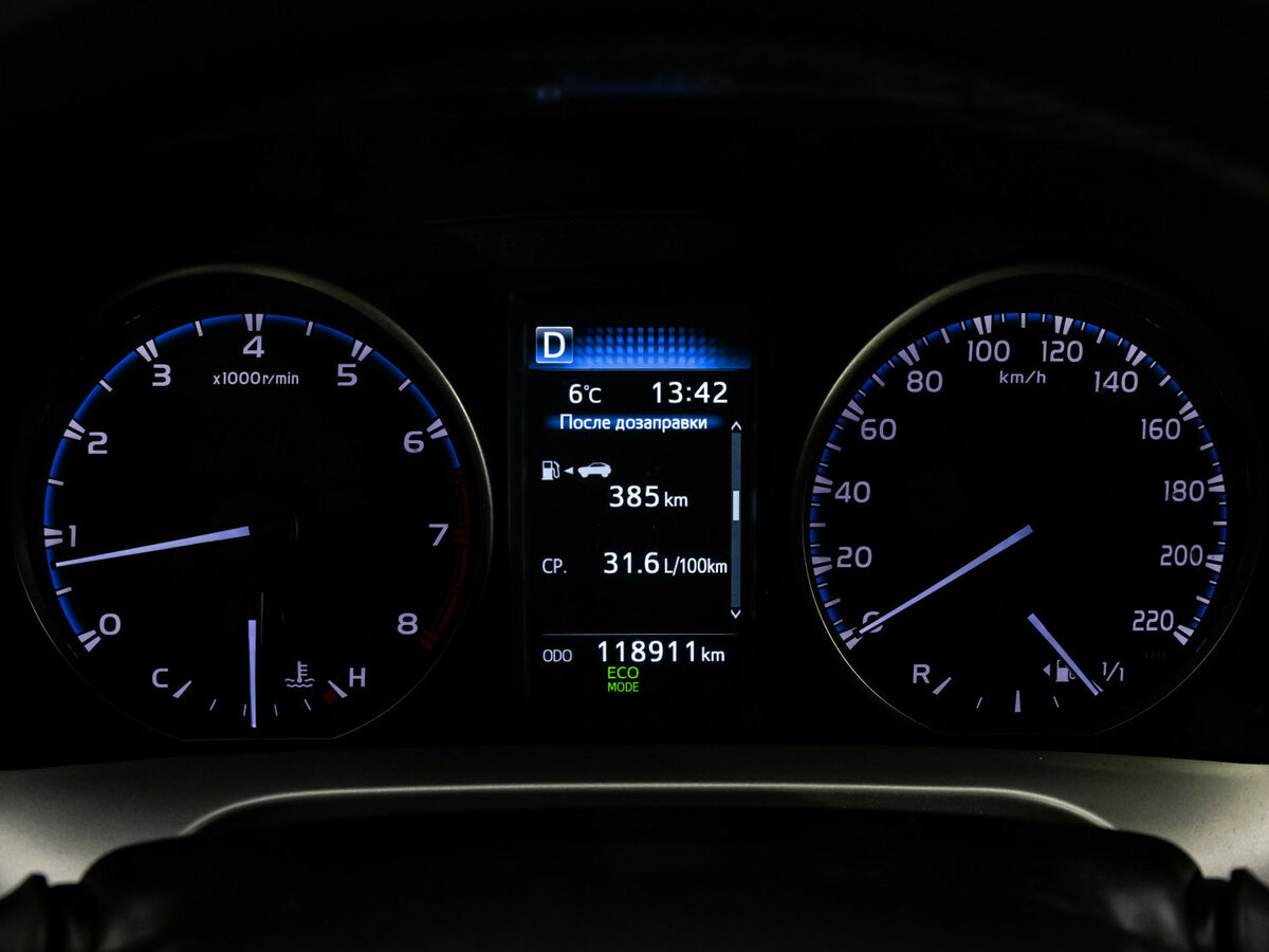 Toyota RAV4 IV (XA40) Рестайлинг, 2016 Фото №19