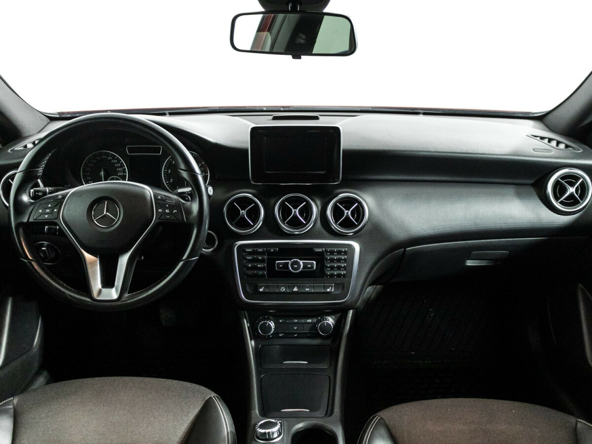 Mercedes-Benz A-Класс 180 III (W176), 2014 Фото №13