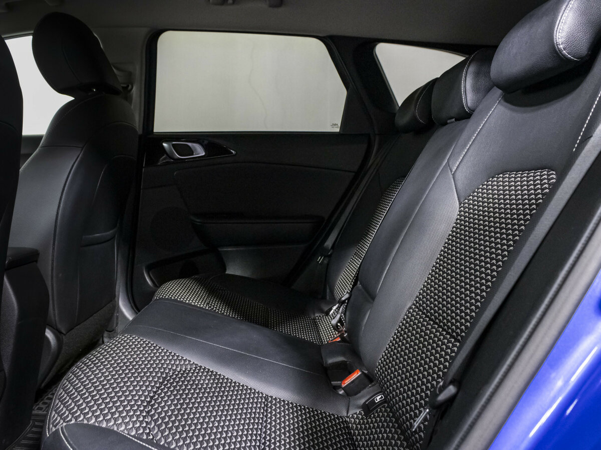 Kia Ceed III Рестайлинг, 2021 Фото №8